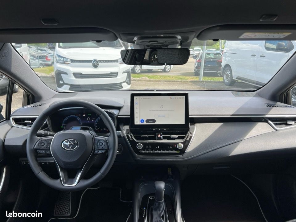 Toyota COROLLA TOURING SPT 1.8 140CH DESIGN MY26 (image 11)