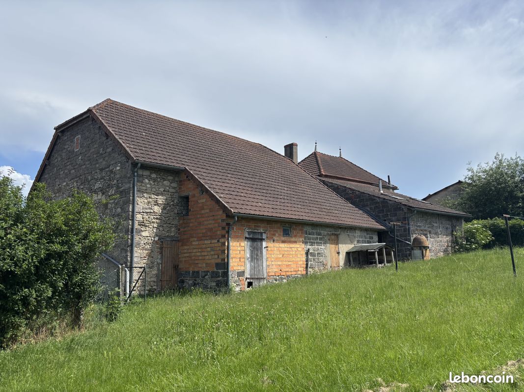 Maison 5 pièces 100 m² · à Saint-Sylvestre-Pragoulin · 100 m² · 129 000 €