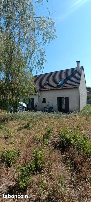 Maison 6 pièces 98 m² · à Saint-Crépin-Ibouvillers · 98 m² · 230 000 €