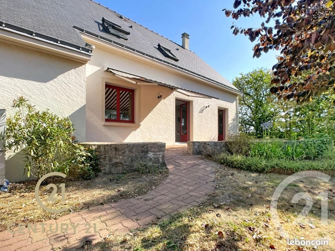 Maison 7 pièces 139 m² · à Ligné · 139 m² · 310 000 €