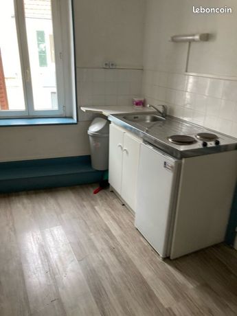 Loue studio meublé