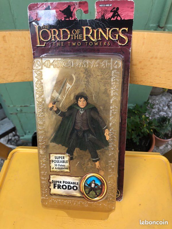 LE SEIGNEUR DES ANNEAUX - Frodo & Gollum Bonus Ver. - Statuette 46cm