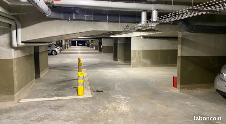 Places de parking à louer allée du Bohrie