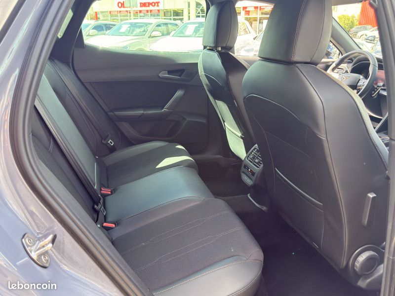 Cupra FORMENTOR 1.5 ETSI HYBRID 150CH V DSG7 (image 14)