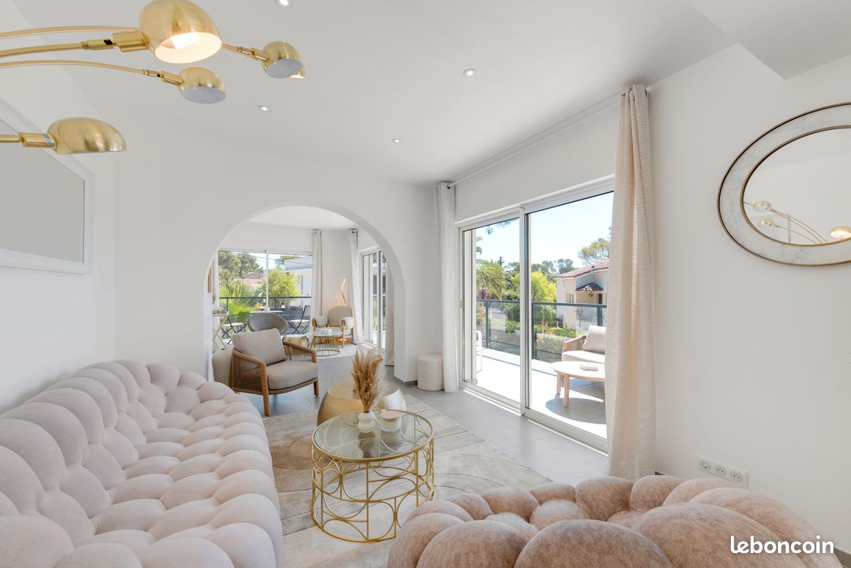 Appartement 3 pièces 80 m² · à Saint-Raphaël · 80 m² · 695 000 €