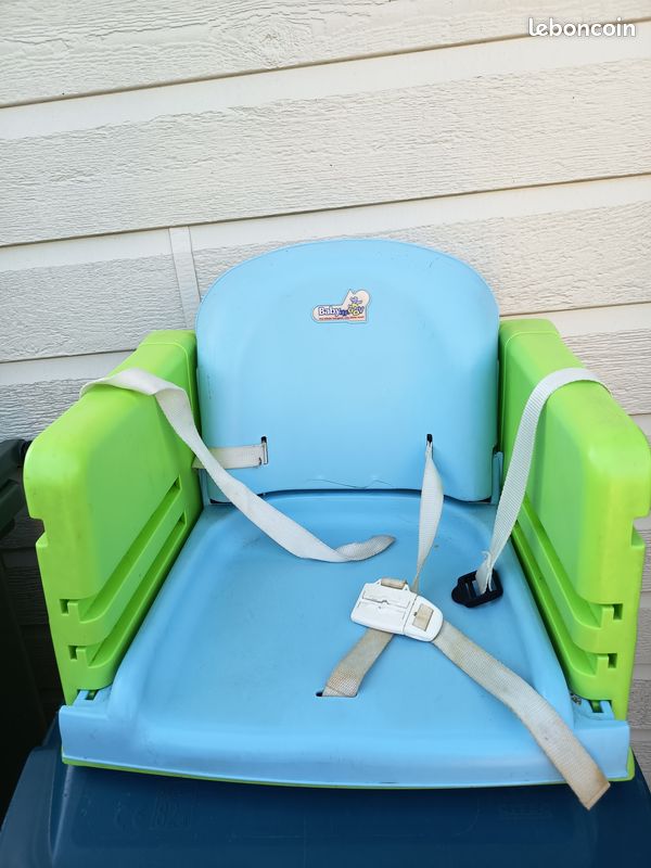 Chaise haute (image 4)