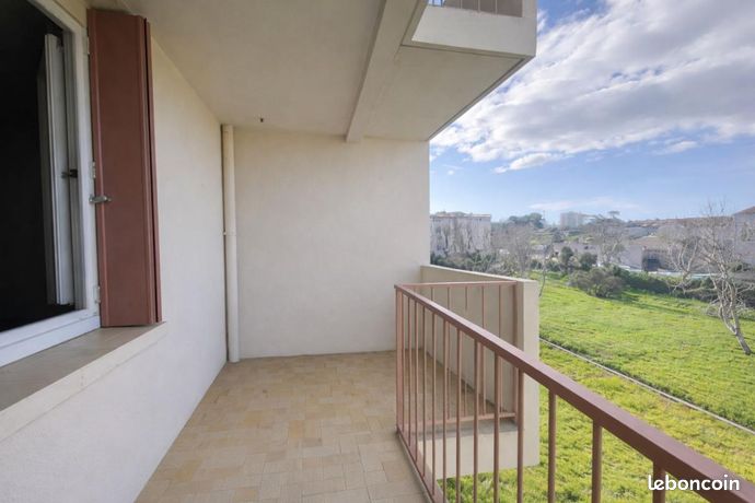 Appartement 4 pièces 79 m² — 2