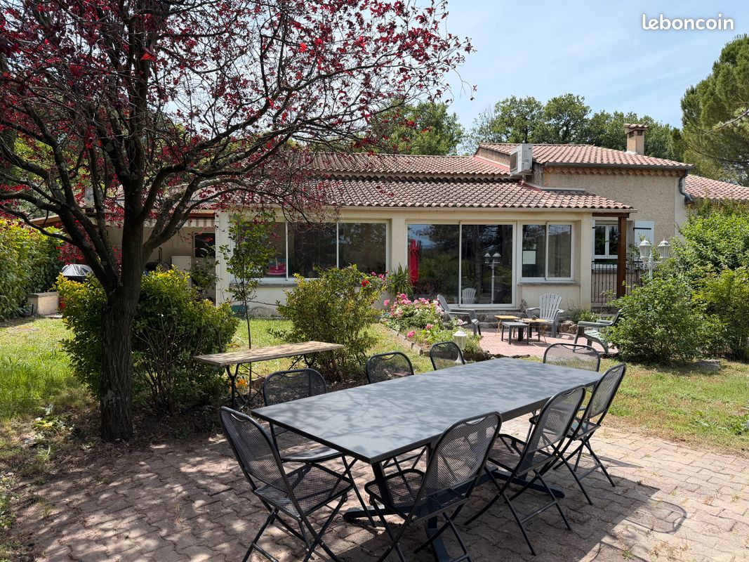 Maison 7 pièces 180 m² · à Saint-Paul-Trois-Châteaux · 180 m² · 480 000 €