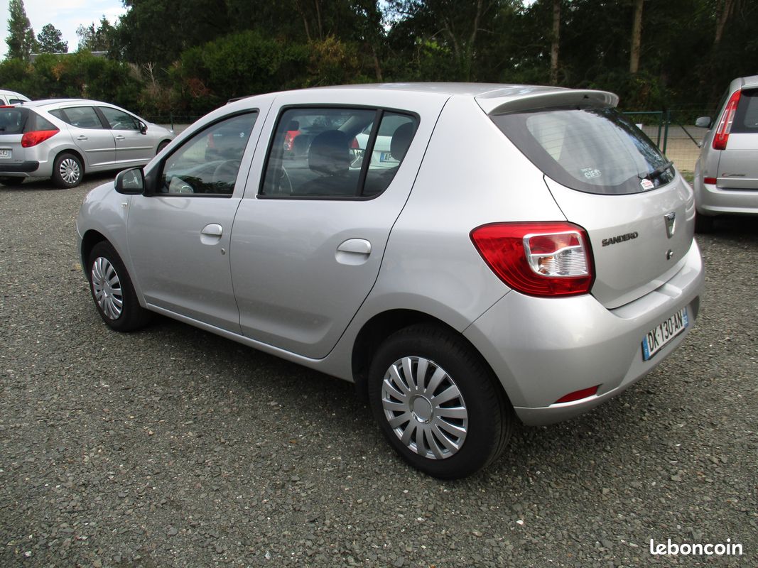 Sandero 1.5 DCI 75ch,2014,116000kms,1ère Main,Reg,Bluetooth... (image 2)