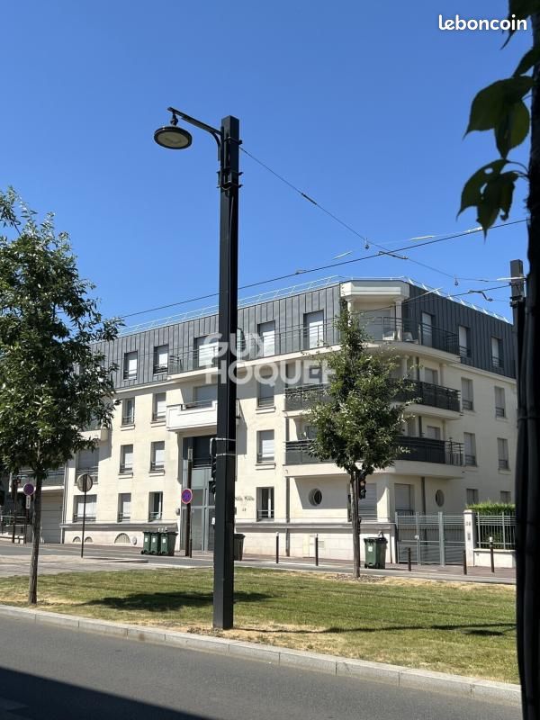 Appartement 2 pièces 43 m² · à Châtenay-Malabry · 43 m² · 1 200 €
