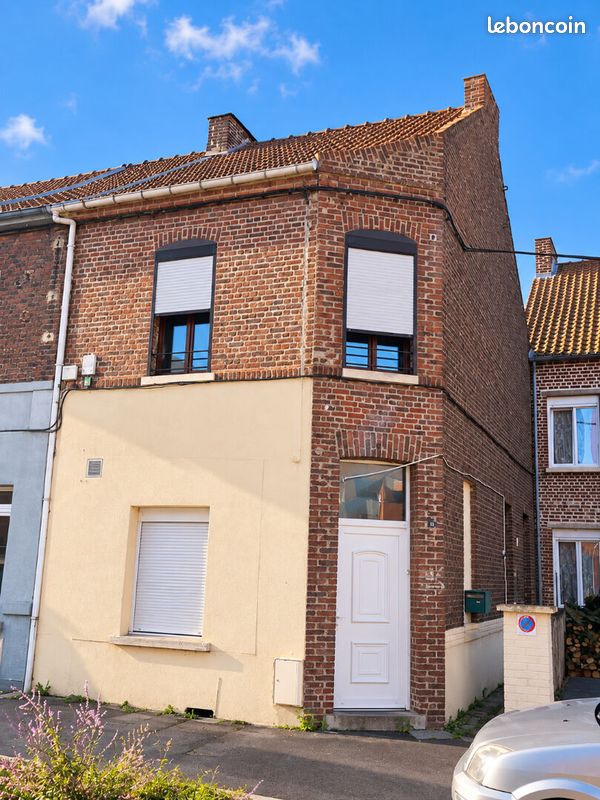 Maison 4 pièces 130 m² · à Vieux-Condé · 130 m² · 102 000 €