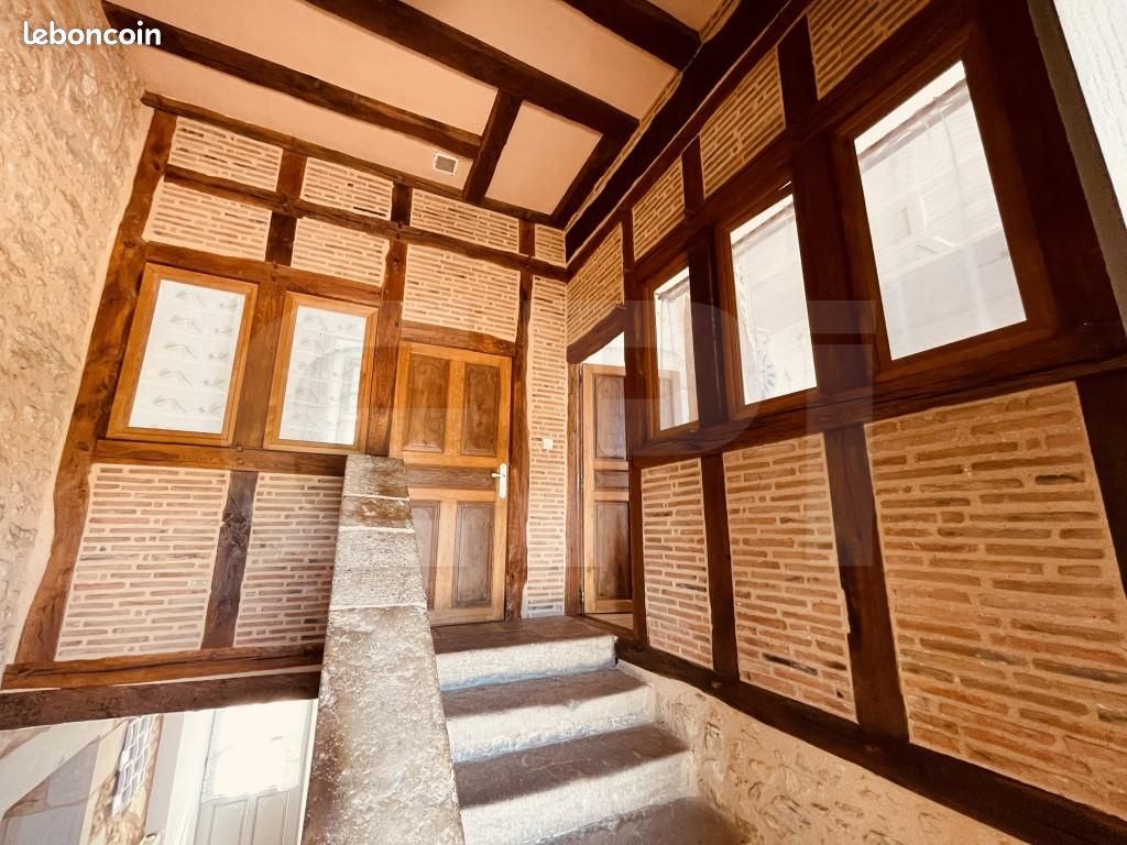 Château 8 pièces 170 m² - Saint-Jacques-de-Thouars 79100 (image principale 5)