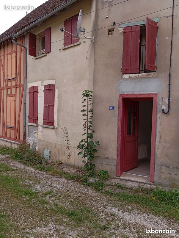Maison 5 pièces 89 m² · à Dannemoine · 89 m² · 67 000 €