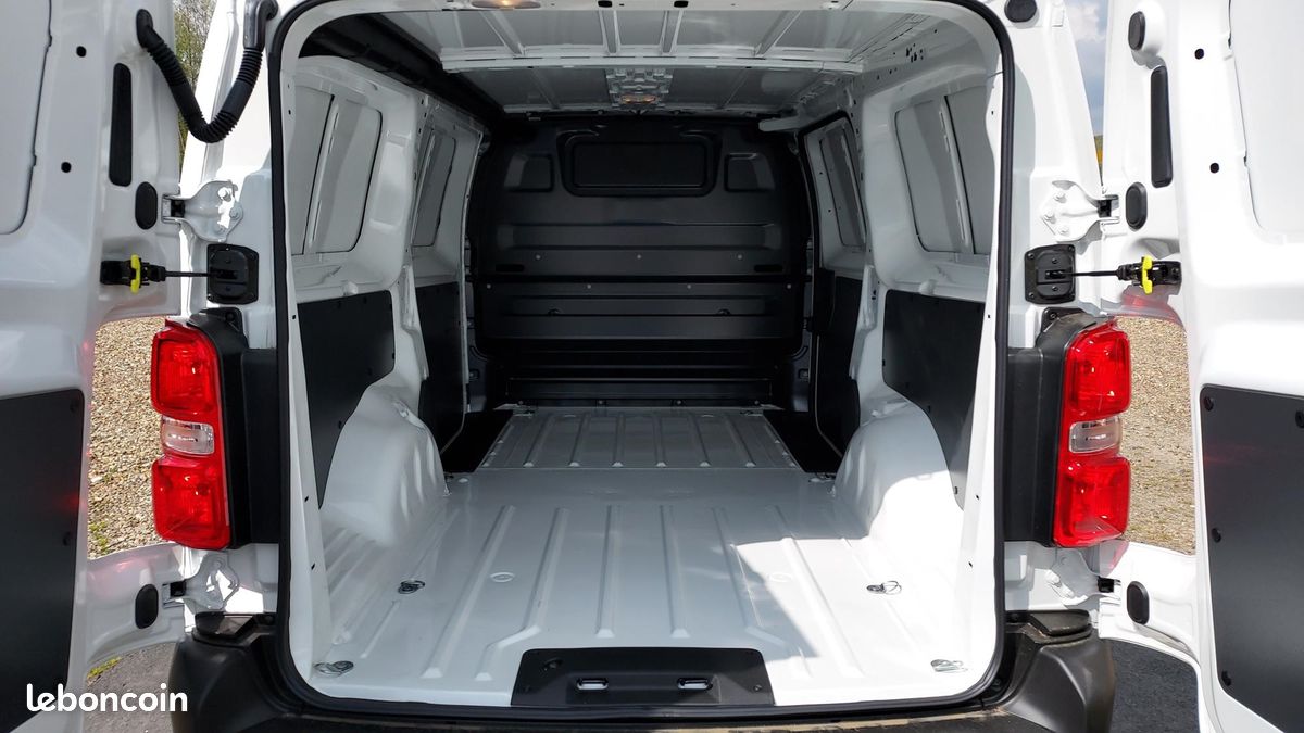 Citroen JUMPY FG BVA XL 2.0 BLUEHDI 145CH EAT8 PACK CHANTIER (image 3)