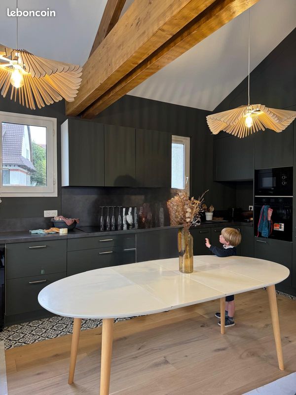 Table extensible en bois massif (image 1)
