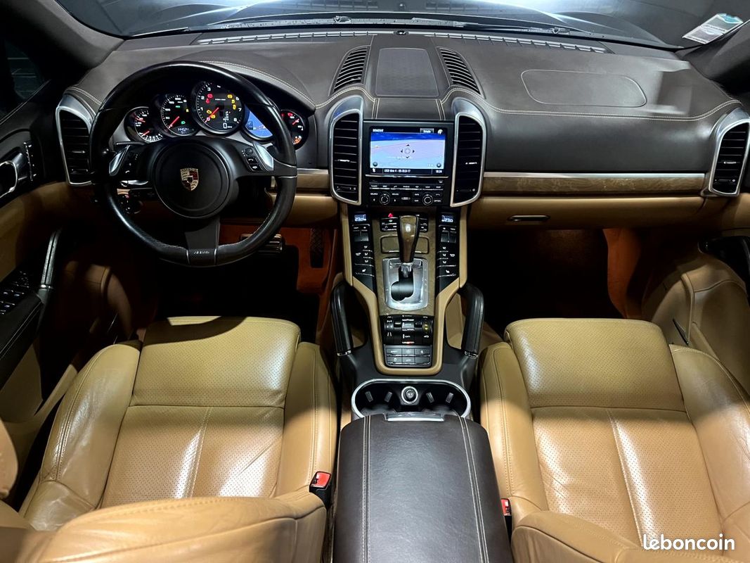 PORSCHE CAYENNE S 4.8i V8 400 (image 13)