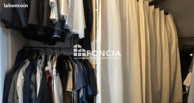 https://img.leboncoin.fr/api/v1/lbcpb1/images/ba/06/9b/ba069ba2916435dc071b18f4f9611f84bd5061ba.jpg?rule=ad-image