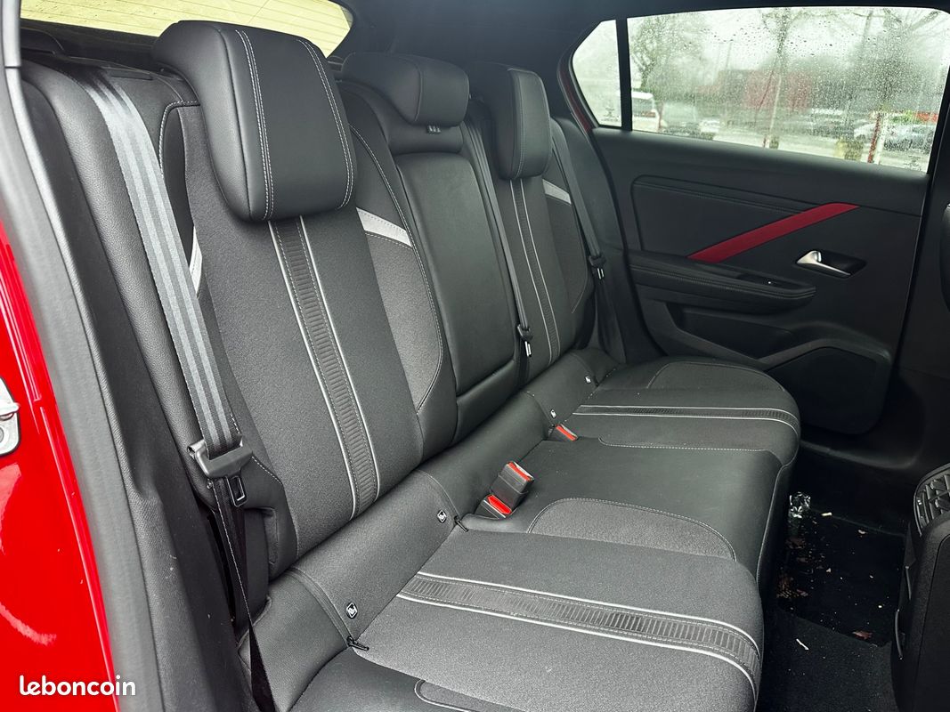 Opel astra 1.2 t 130 gs-line historique entretien complet / sieges chauffants / apple carplay / android auto (image 27)