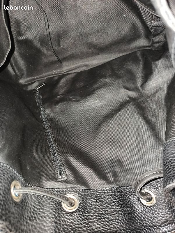 Sac forme bourse en cuir noir (image 5)