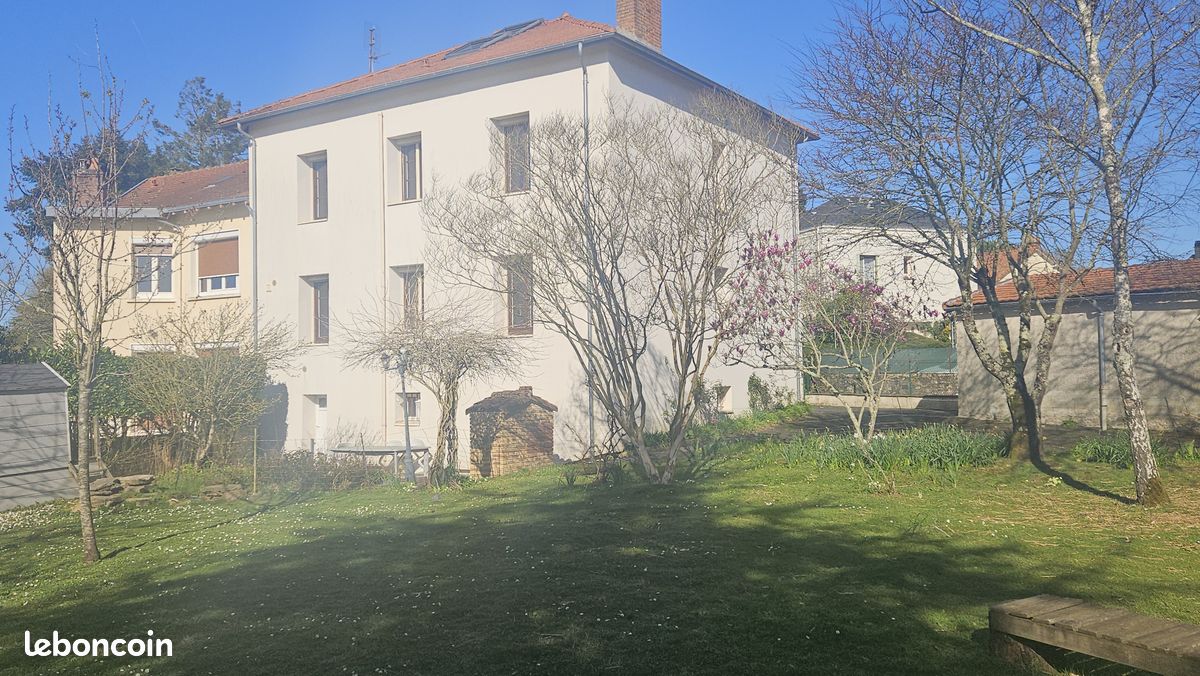Maison 7 pièces 203 m² · à Bellac · 203 m² · 189 740 €
