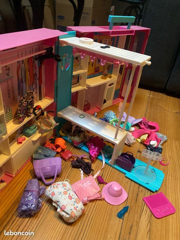Lot barbies (image 5)