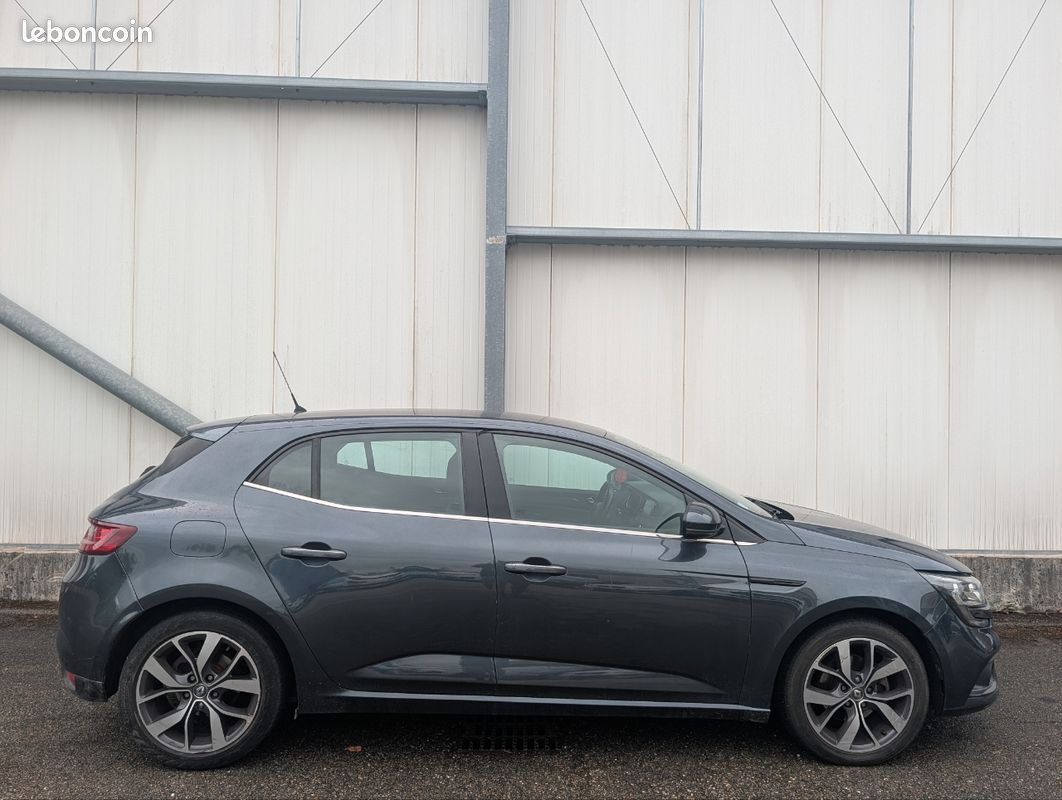 RENAULT MEGANE IV 1.5 BLUE DCI 110cv DISTRIBUTION NEUVE (image 3)
