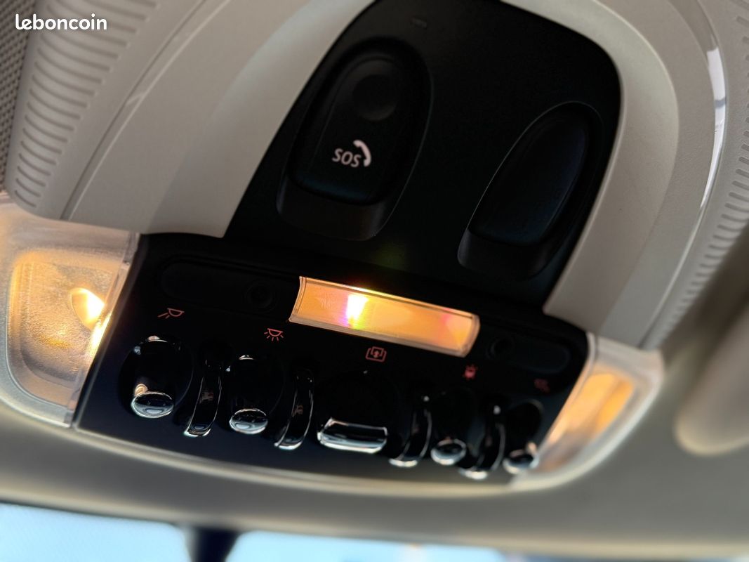 MINI HATCH 5 PORTES F55 LCI Cooper 136 ch Edition Greenwich (image 22)