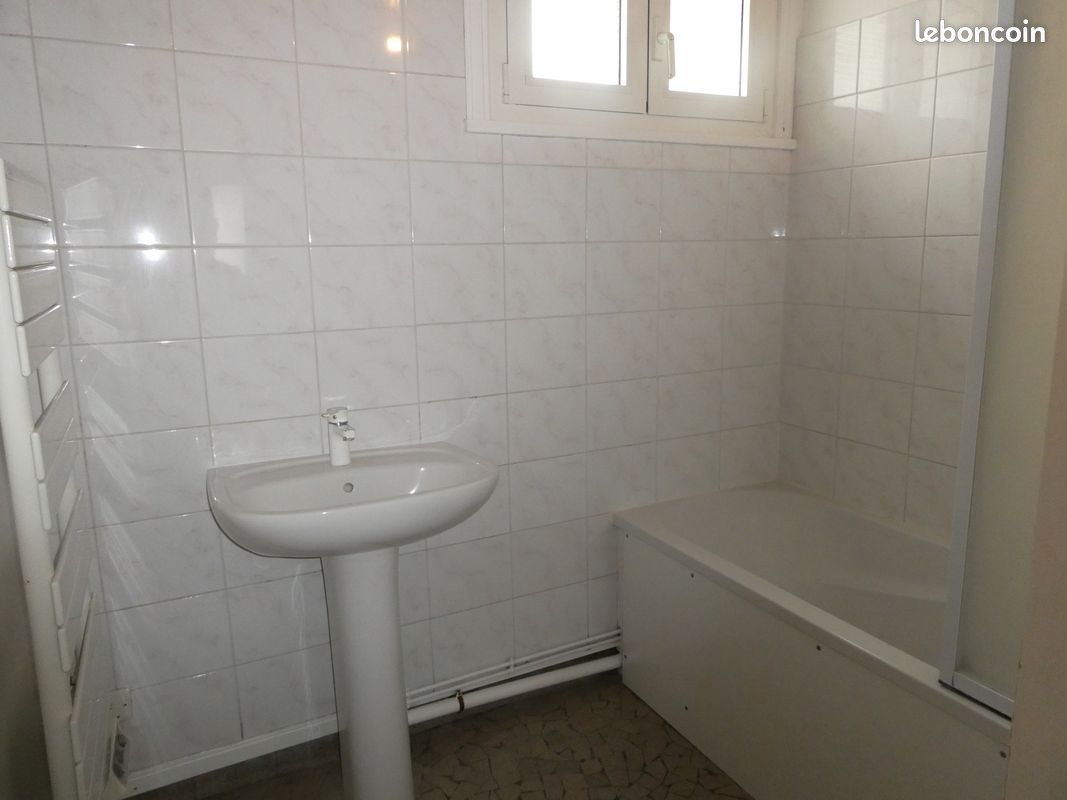 Maison a louer fecamp - 6 pièce(s) - 130 m2 - Surfyn