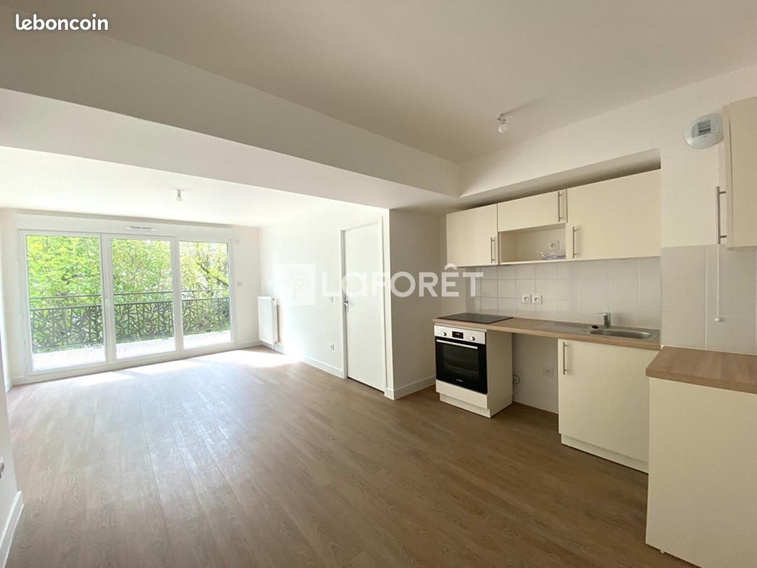 Appartement 2 pièces 44 m² · à Arpajon · 44 m² · 801 €/mois