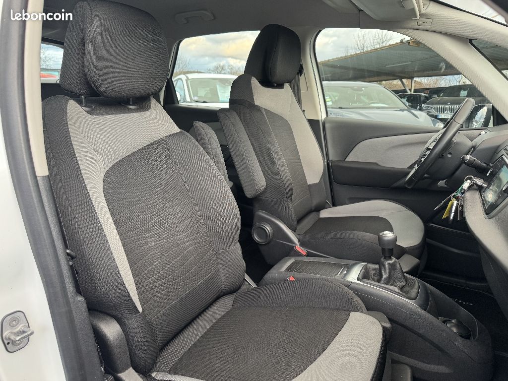 Citroën C4 Picasso BlueHDi 150 SetS Exclusive (image 6)