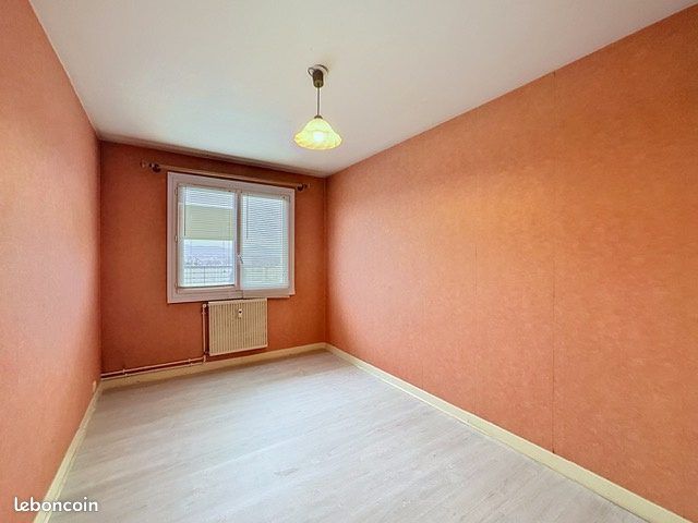 Appartement 3 pièces 89 m² · à Clermont-Ferrand · 89 m² · 750 €/mois