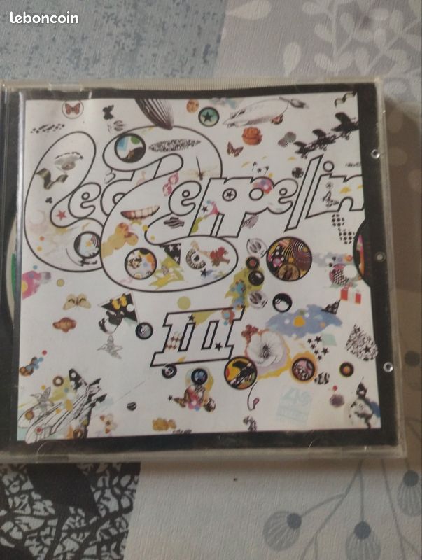 Led Zeppelin CD III (image 1)