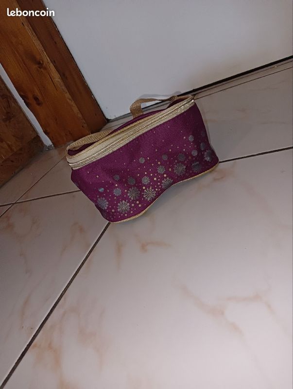 Trousse a maquillage (image 1)
