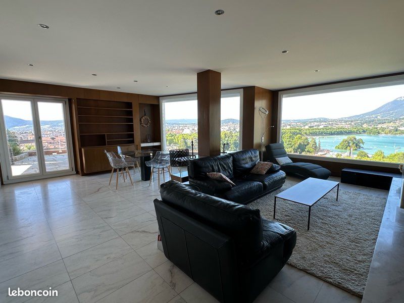 Appartement 3 pièces 100 m² · à Annecy · 100 m² · 3 800 €