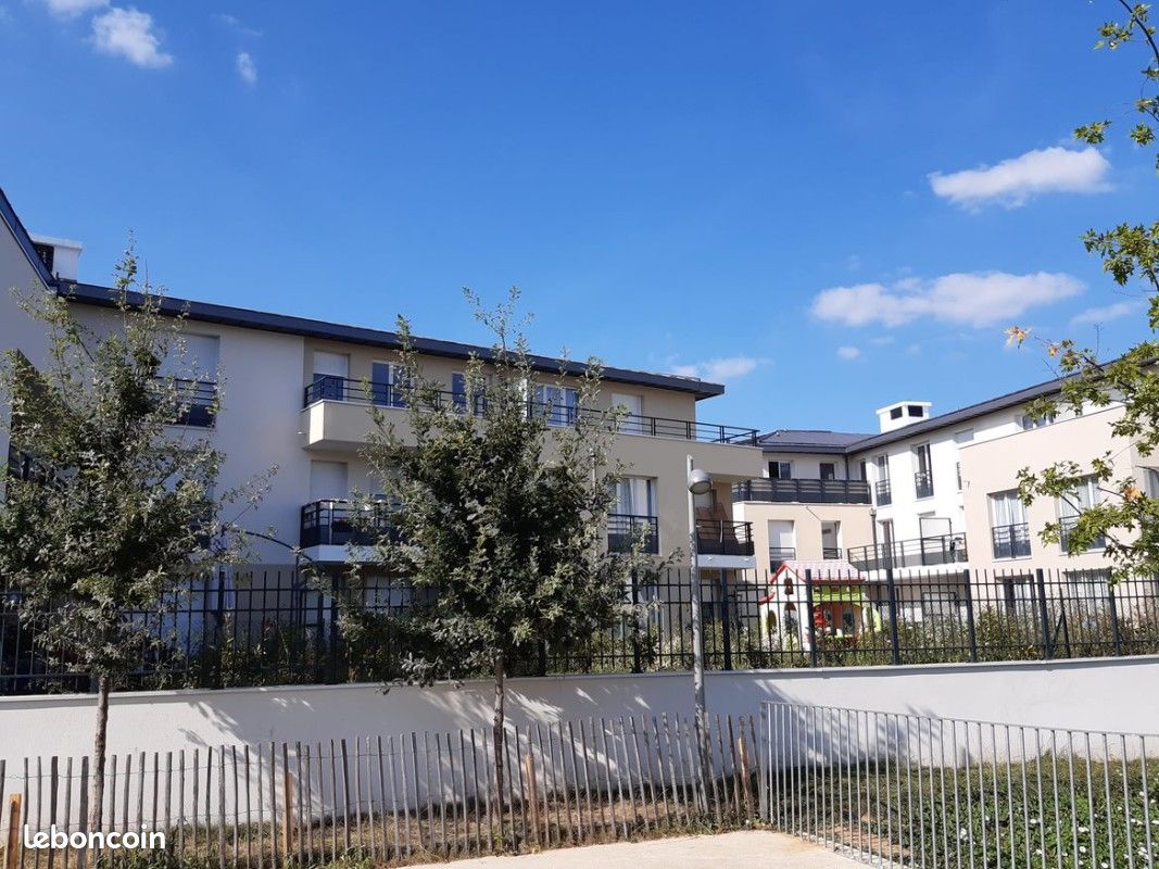 Appartement 3 pièces 59 m² · à Corbeil-Essonnes · 59 m² · 957 €/mois