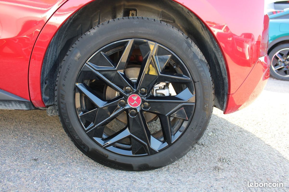 Ds DS4 CROSSBACK III PERFORMANCE LINE 1L5 BLUEHDI 130 CV BOITE AUTO EAT8 CAMÉRA 180 FULL LEDS JA 19 (image 7)