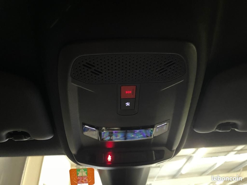 PEUGEOT 208 1.5 BlueHDi 100 GT Line - Sièges chauffants, Carplay, Caméra (image 30)