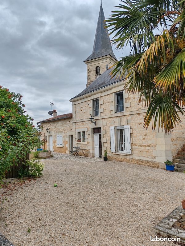 Maison 8 pièces 152 m² · à Thouars · 152 m² · 220 000 €
