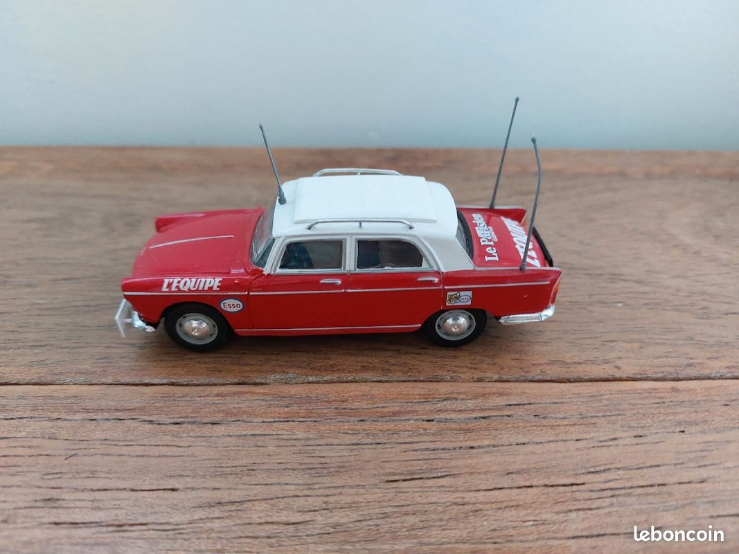Peugeot 404 norev 1/43 (image 1)