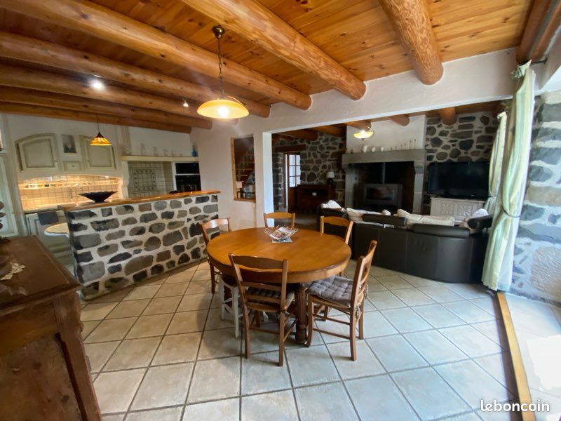 Maison 4 pièces 120 m² · à Saint-Julien-Chapteuil · 120 m² · 890 €/mois