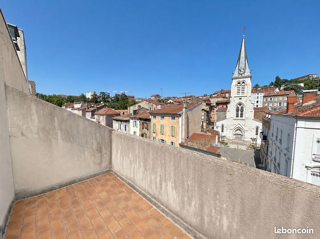 Appartement 3 pièces 76 m² · à Annonay · 76 m² · 100 000 €