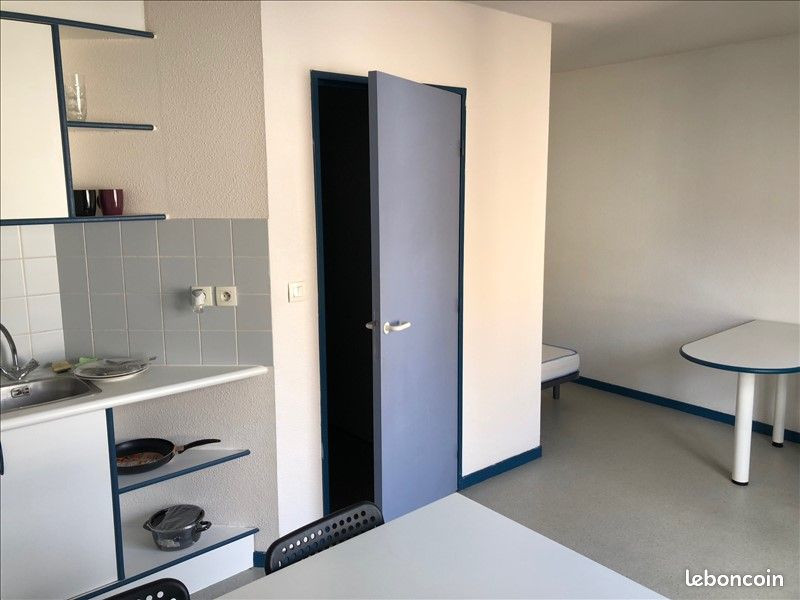 Studio 1 pièce 23 m² - Poitiers 86000 (image principale 1)