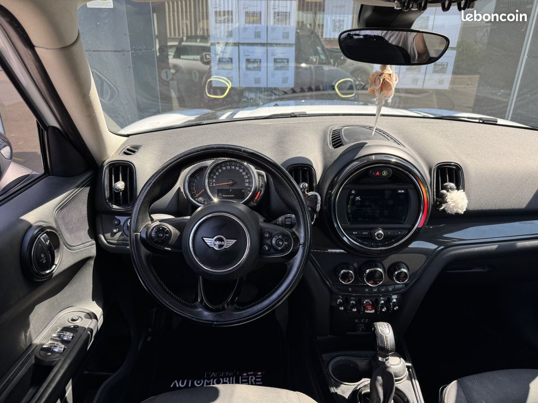 MINI Countryman 1.5i 136 ch COOPER BVA6 (image 9)