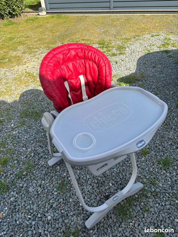 Chaise haute bébé (image 3)