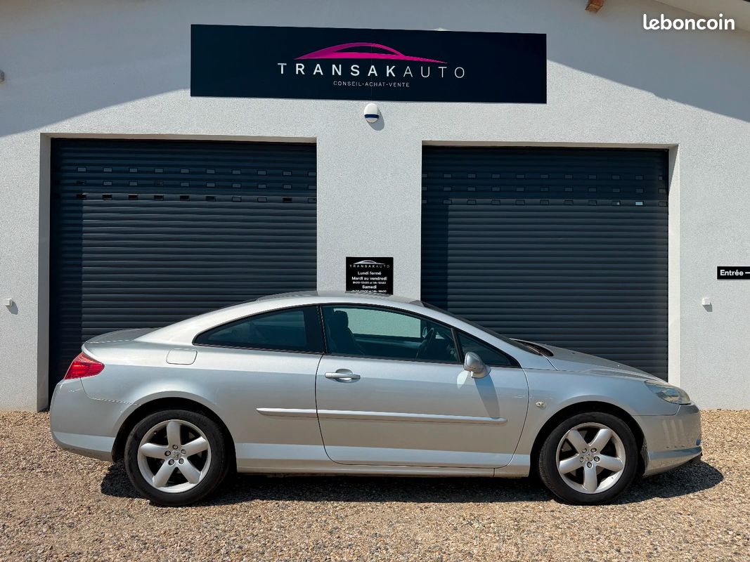 PEUGEOT 407 COUPE 2.2e 16v Griffe (image 24)