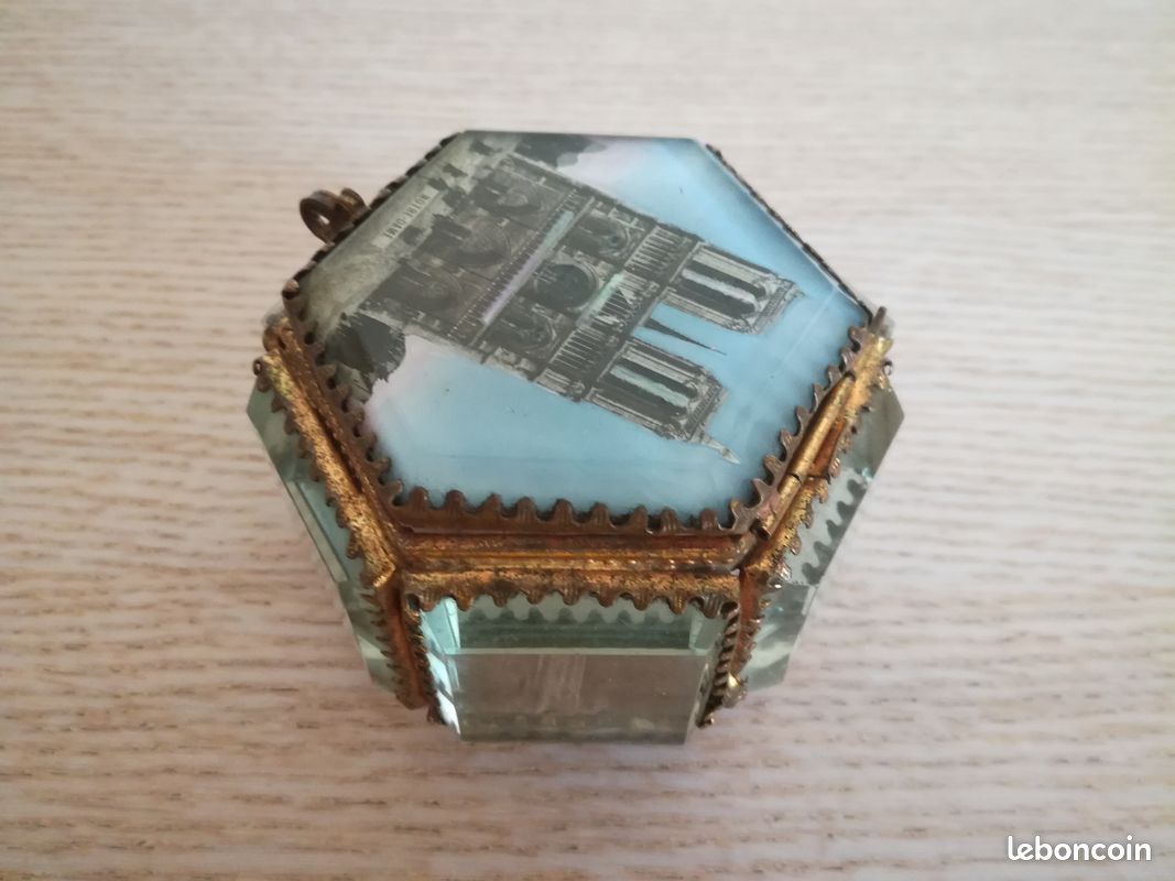 Boîte à bijoux hexagonale verre biseauté - Souvenir de Notre Dame - Napoléon III (image 3)