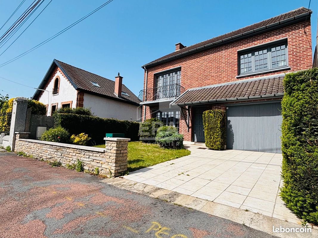 Maison 8 pièces 170 m² · à Courrières · 170 m² · 259 900 €
