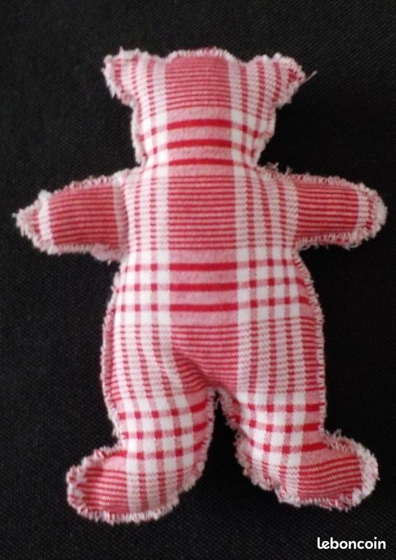 Petit nounours décoratif, fait main, modèle unique Décoration