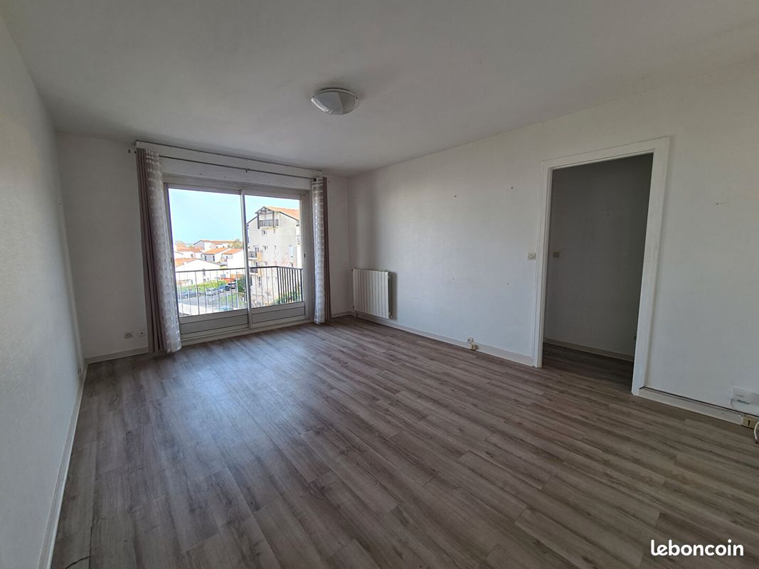 Appartement 2 pièces 46 m² · à Bordeaux · 46 m² · 715 €