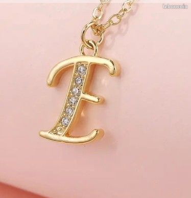 Je vend des collier personnalisés (image 1)